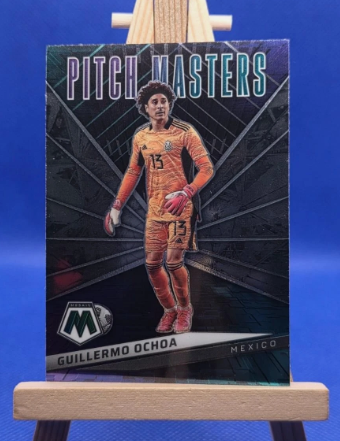 Guillermo Ochoa Panini Mosaic Pitch Masters 2021/22 Mexico