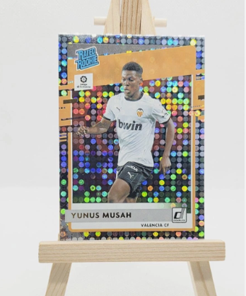 Yunus Musah Valencia CF Rookie Card - Disco Prizm